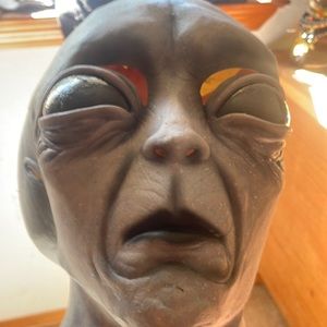 Alien mask